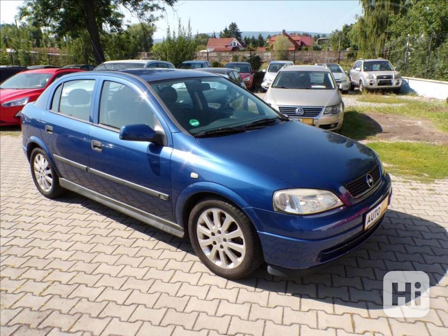 Opel Astra 1,8 i16V SPORT - foto 1