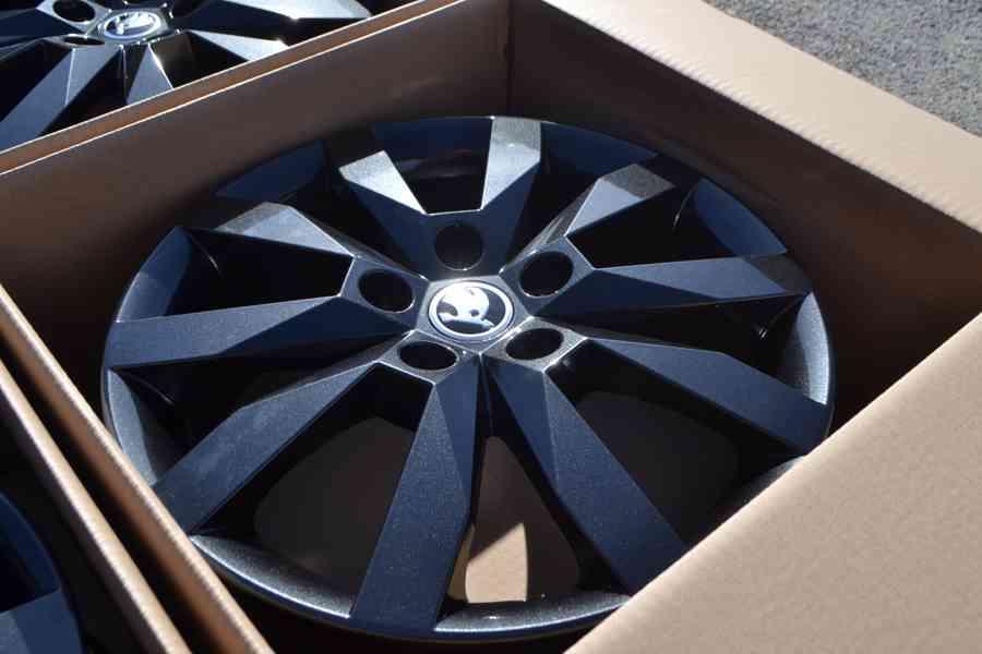 4ks NOVÉ orig.alu disky Škoda Octavia III 6Jx17 ET48, 5x112 - foto 4