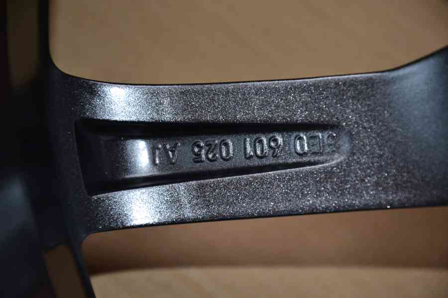 Škoda Octavia III (i RS) –NOVÉ 18 Alu disky 7Jx18 ET51, - foto 11