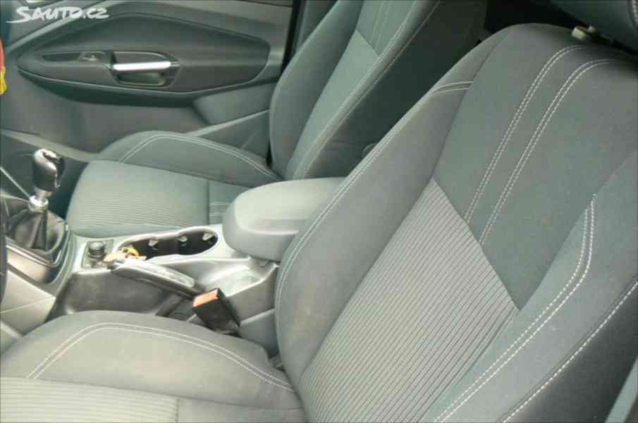 Ford C-MAX 1,6   TDCI 85 Kw Titanium - foto 6