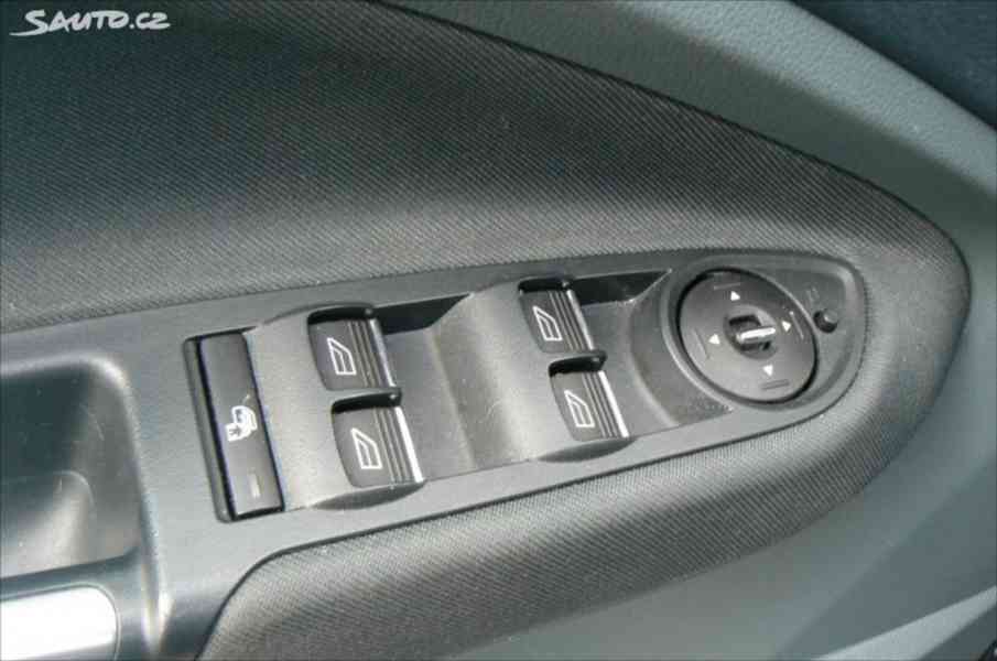 Ford C-MAX 1,6   TDCI 85 Kw Titanium - foto 5