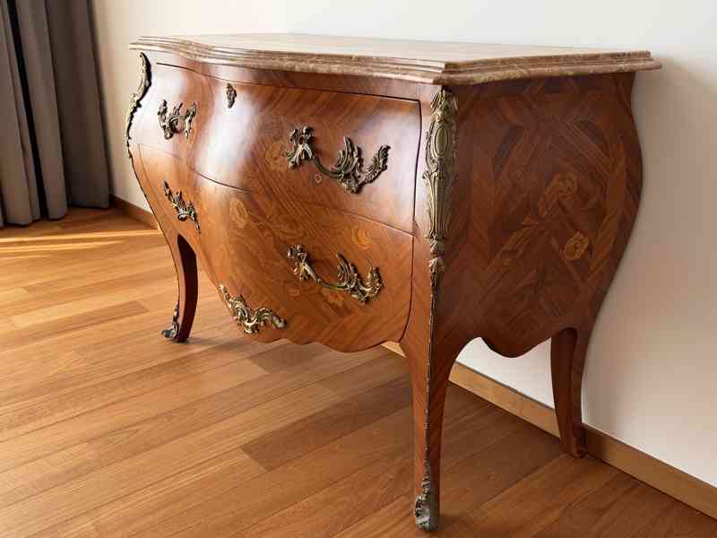 Komoda ve stylu rokoko - foto 4