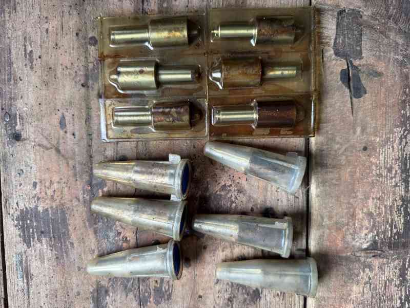 Sada nových nahradnich dílů Praga V3S - uloženky - [7.2. 202 - foto 4