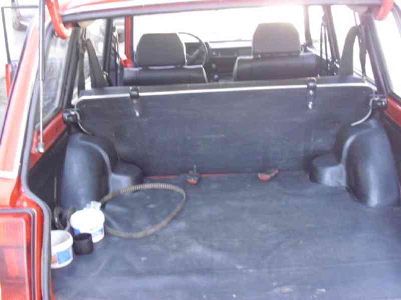 LADA 2104 KOMBI - foto 6