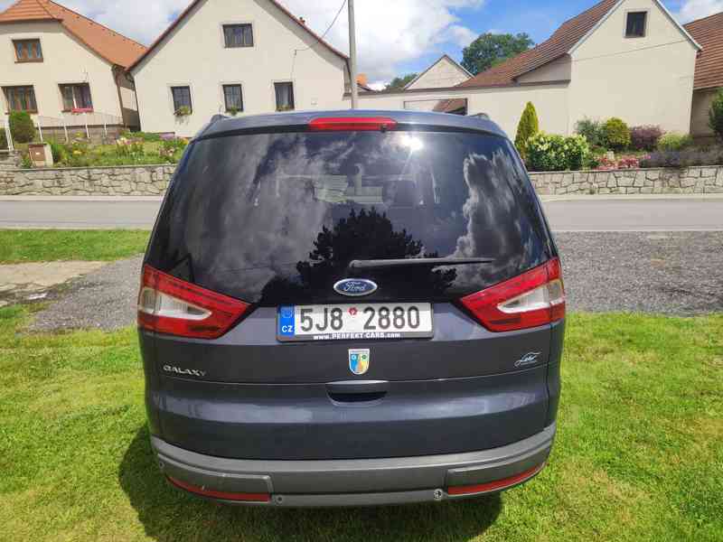 Ford Galaxy 2,0 TDCi - foto 6