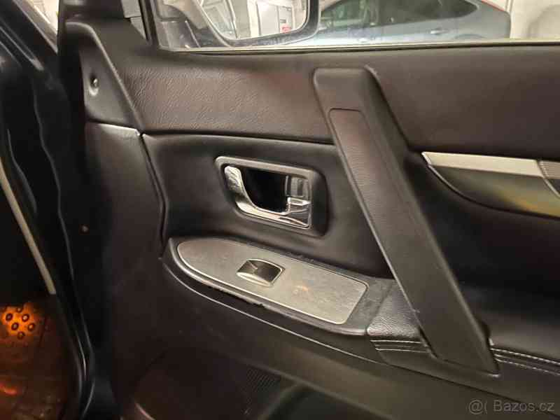 Mitsubishi Pajero  - foto 6