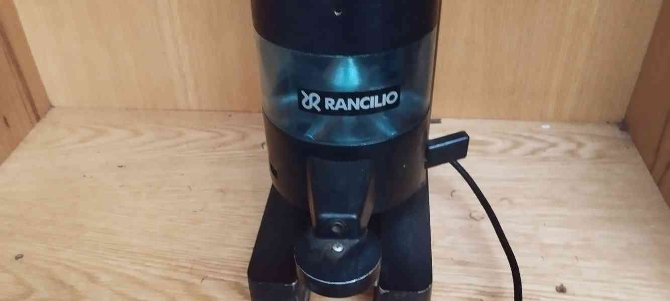 Mlýnek na kávu Rancilio MO50/AT - foto 3