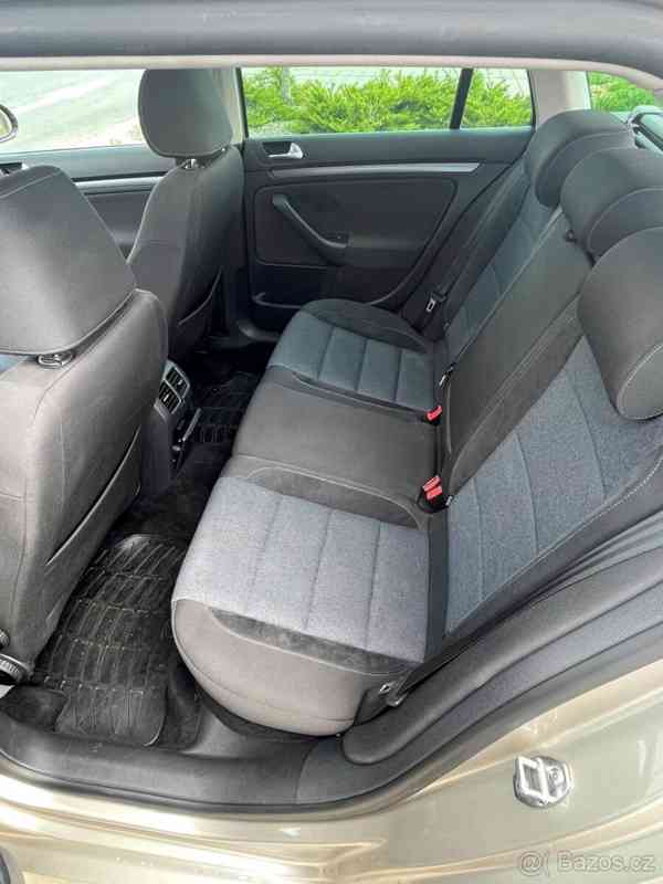 Volkswagen Golf 2,0 TDI 103kW - foto 18