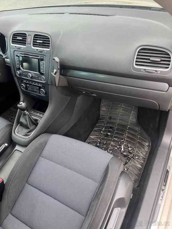 Volkswagen Golf 2,0 TDI 103kW - foto 10
