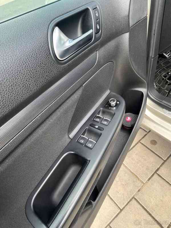Volkswagen Golf 2,0 TDI 103kW - foto 5