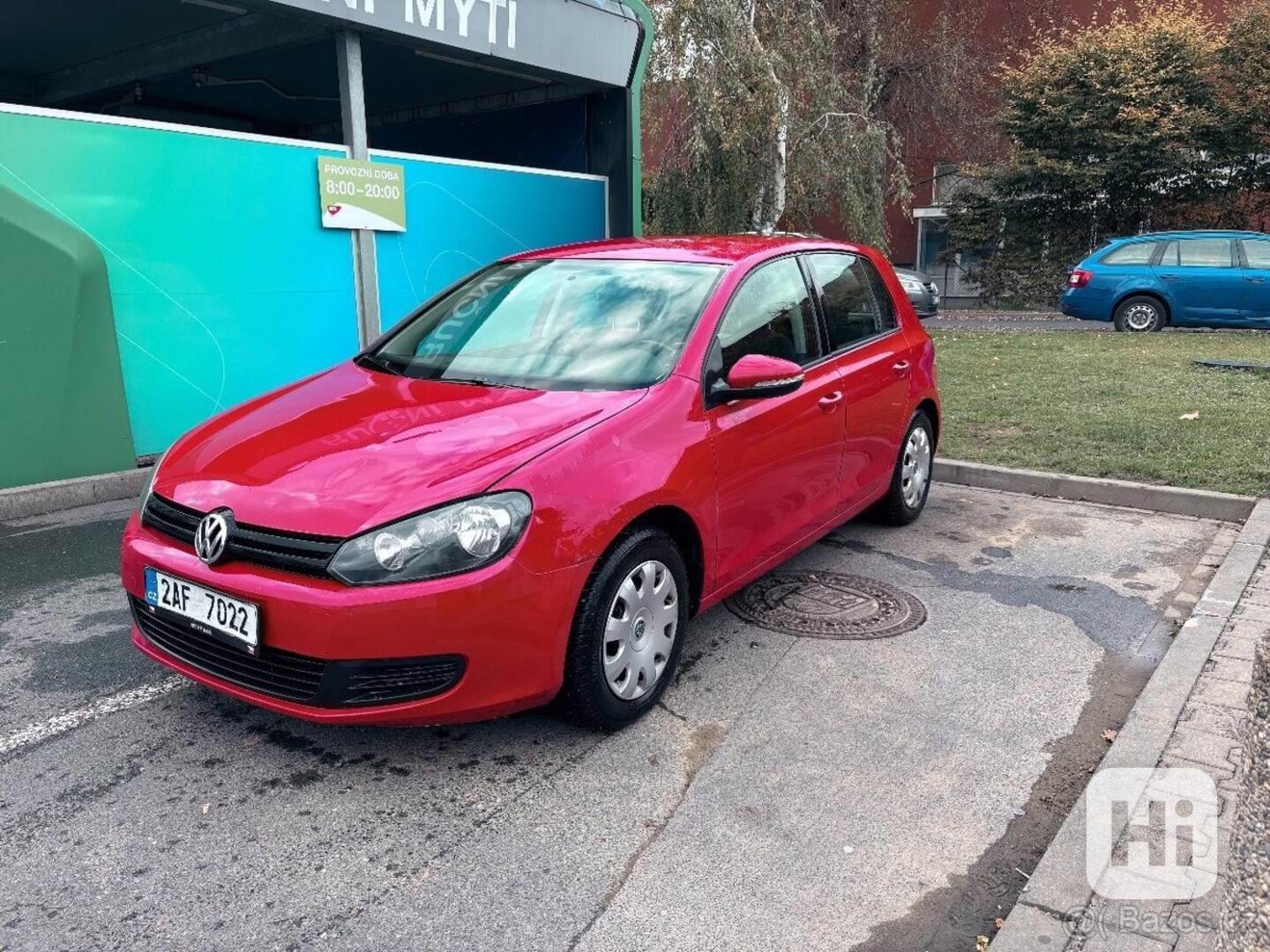 Volkswagen Golf 1,2   6 - foto 1
