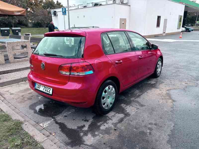 Volkswagen Golf 1,2 6 - foto 4