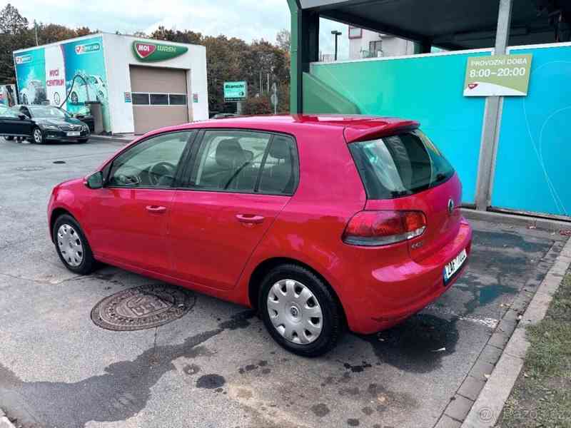 Volkswagen Golf 1,2 6 - foto 5