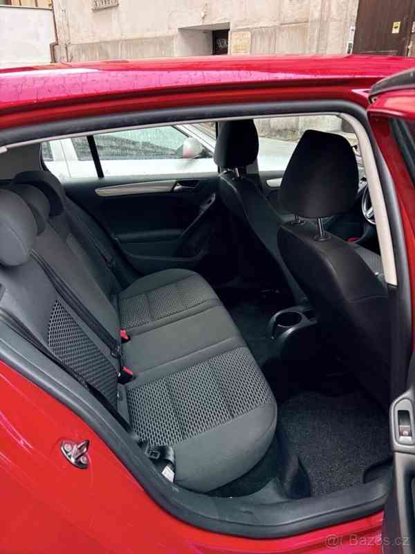 Volkswagen Golf 1,2 6 - foto 13