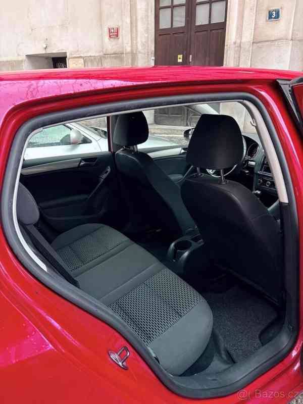 Volkswagen Golf 1,2 6 - foto 12