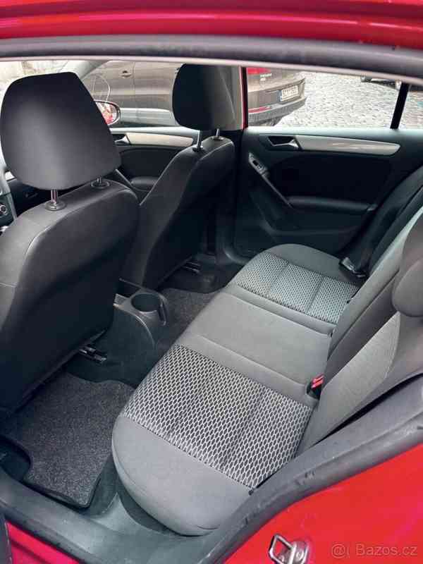 Volkswagen Golf 1,2 6 - foto 11