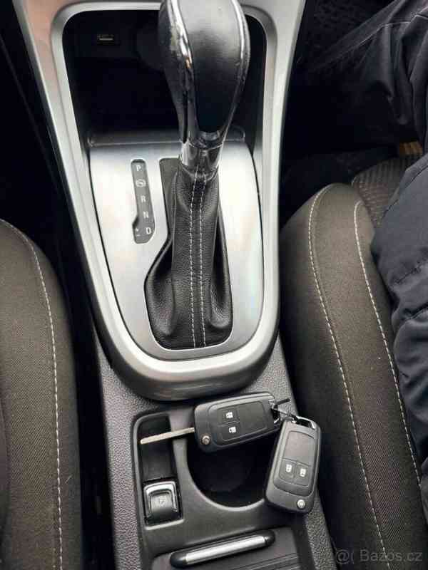 Opel Astra 2,0   J sportes tovrer - foto 7