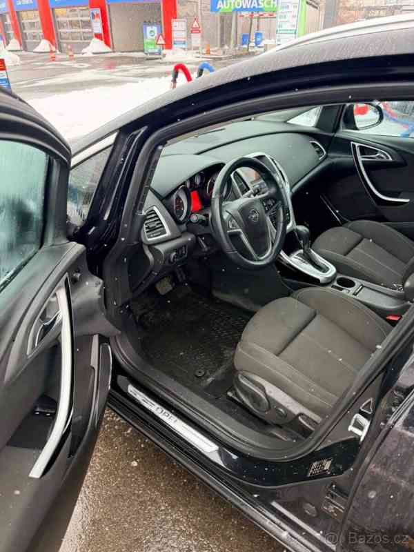 Opel Astra 2,0   J sportes tovrer - foto 4