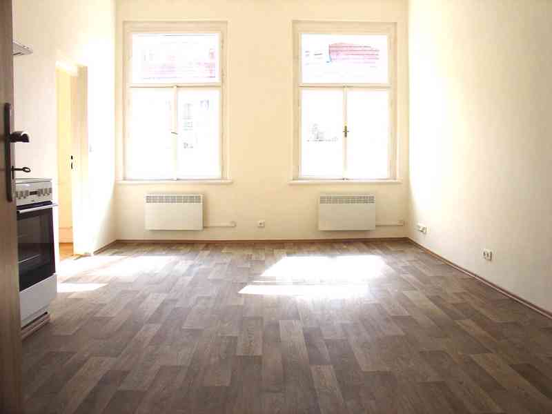 Pronájem bytu 4+kk/B, 121 m2, Praha 2, Vinohrady - BEZ KAUCE - foto 3