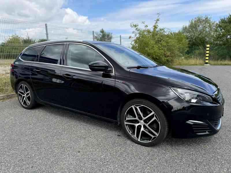 Peugeot 308 GT SW 2.0 HDI 133kW | automat, panorama, DENON - foto 3