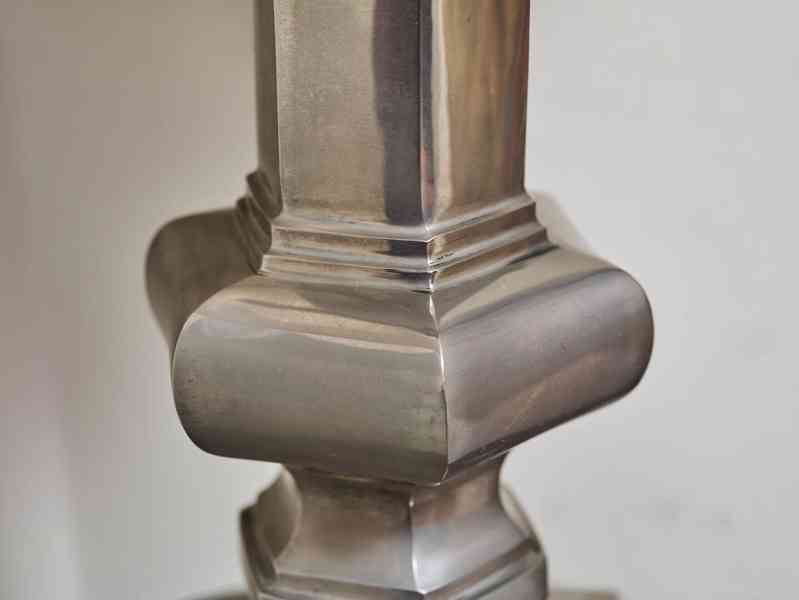 Velká stolní lampa ve stylu Ludvíka XIII. - foto 4