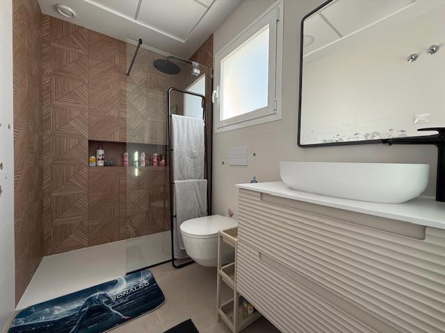 Prodej moderní vila Španělsko Pilar, bazén, parkování - foto 24