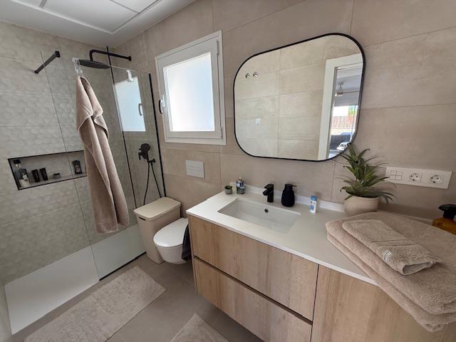 Prodej moderní vila Španělsko Pilar, bazén, parkování - foto 22