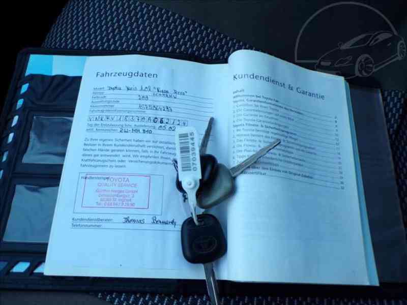 Toyota Yaris 1,0 VVT-i POSILOVAČ ŘÍZENÍ - foto 13