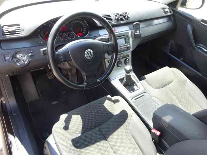 VW Passat 1.6i r.v.2005 stk:5/2028  - foto 5