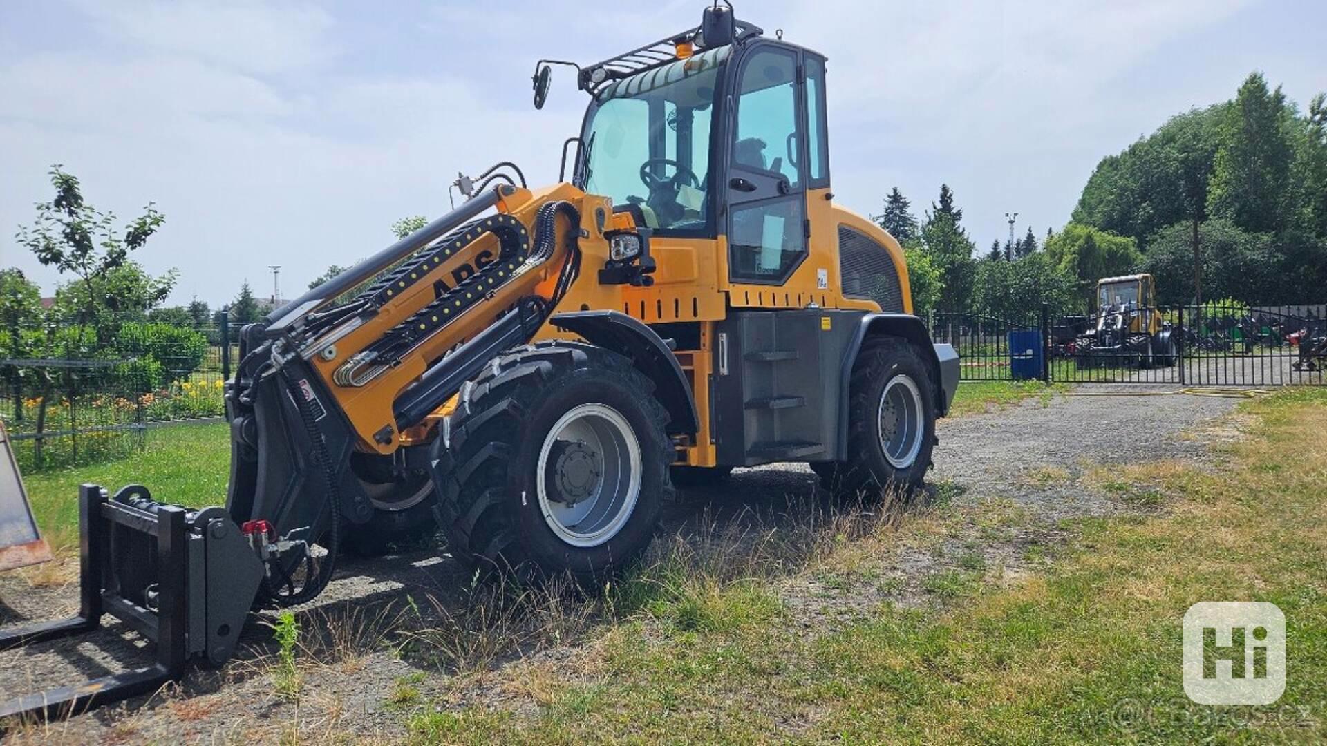 teleskopický kloubový nakladač APS K2500T - foto 1