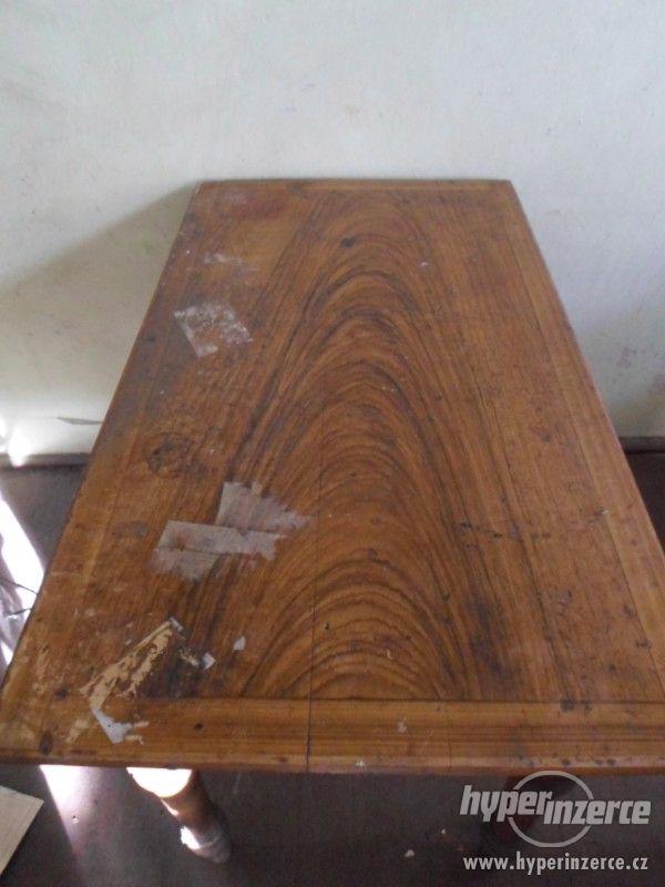 Krásný hospodský dřevěný stůl - foto 6
