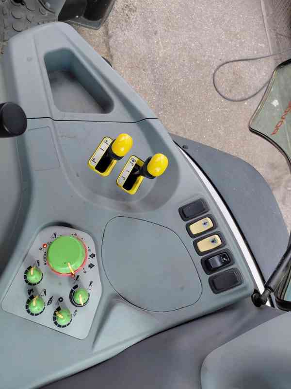 Traktor kolový Lamborghini R6.170 VRT DCR s lesn. nástavbou - foto 9