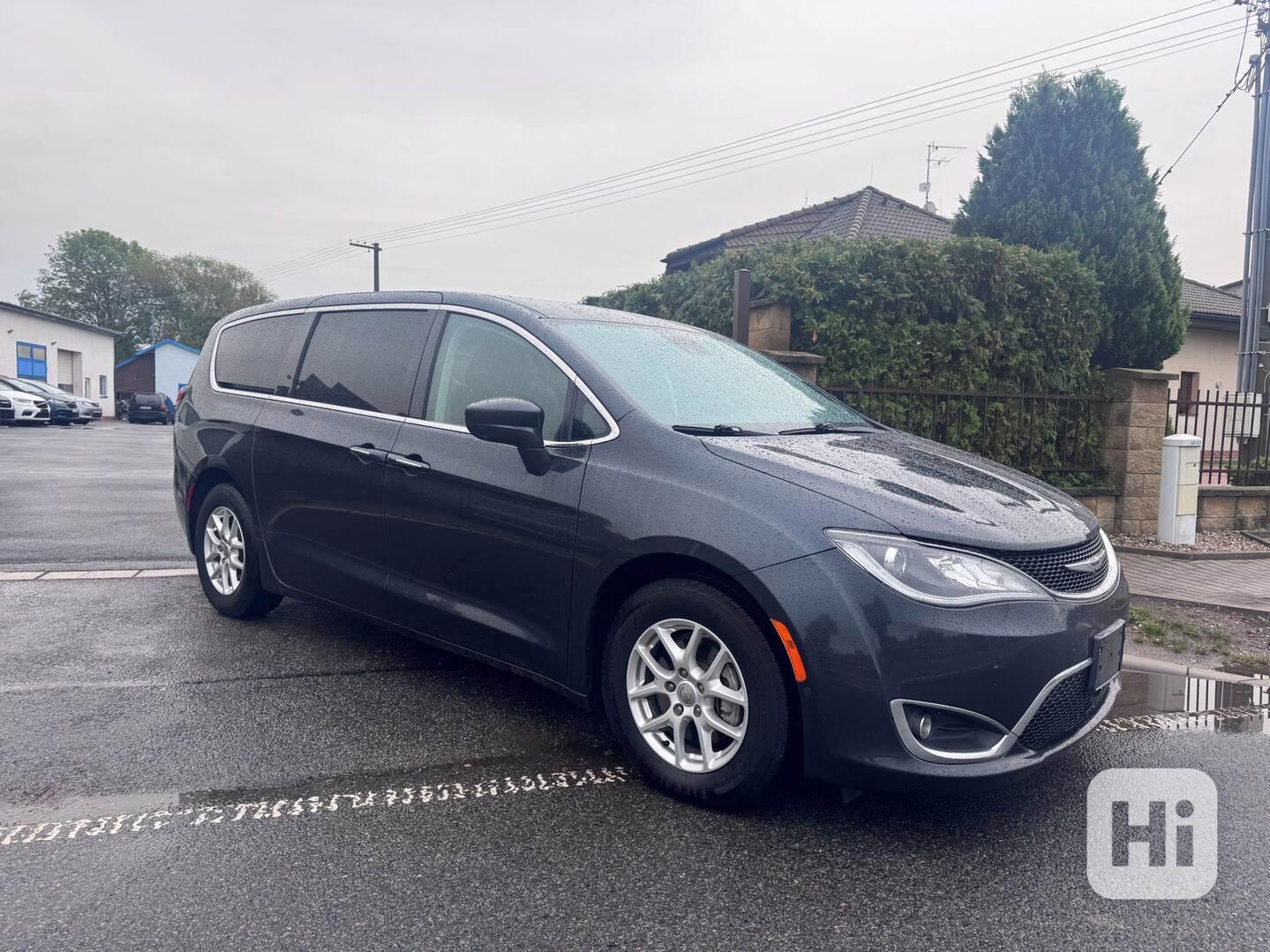 Chrysler Pacifica 3,6 Radar Adaptemp L-Plus Látka 2020 - foto 1