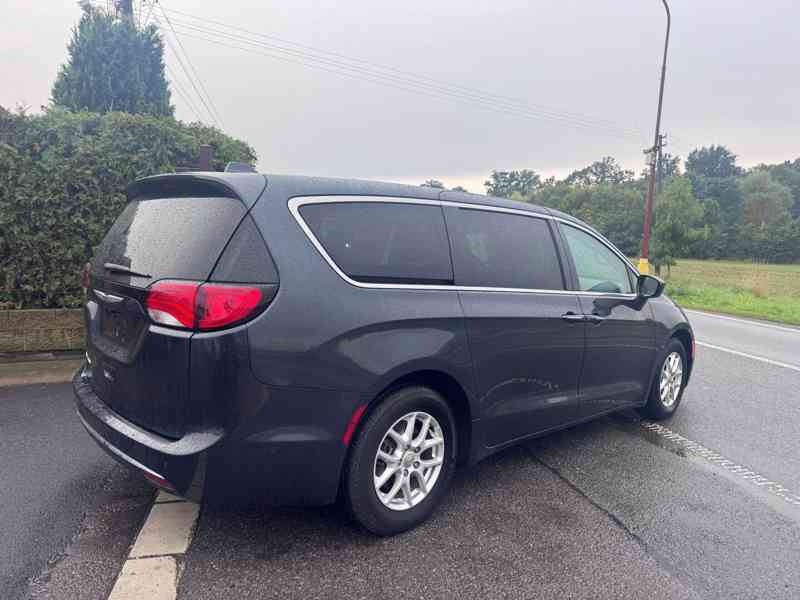 Chrysler Pacifica 3,6 Radar Adaptemp L-Plus Látka 2020 - foto 4