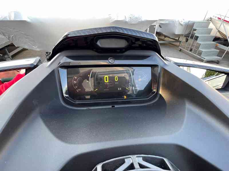 Sea-Doo RXP XRS Apex 1+1-up 300hp - foto 7