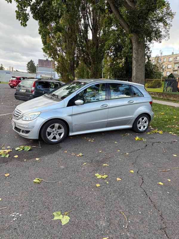 Mercedes-Benz B 180 CDI AVANTGARDE  - foto 3