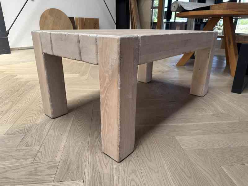 Masivní konferenční dubový stolek - 1200x720 mm - foto 4