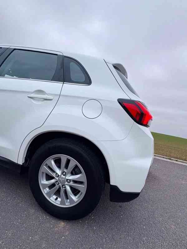 Mitsubishi ASX 2,0 INVITE CVT - foto 6