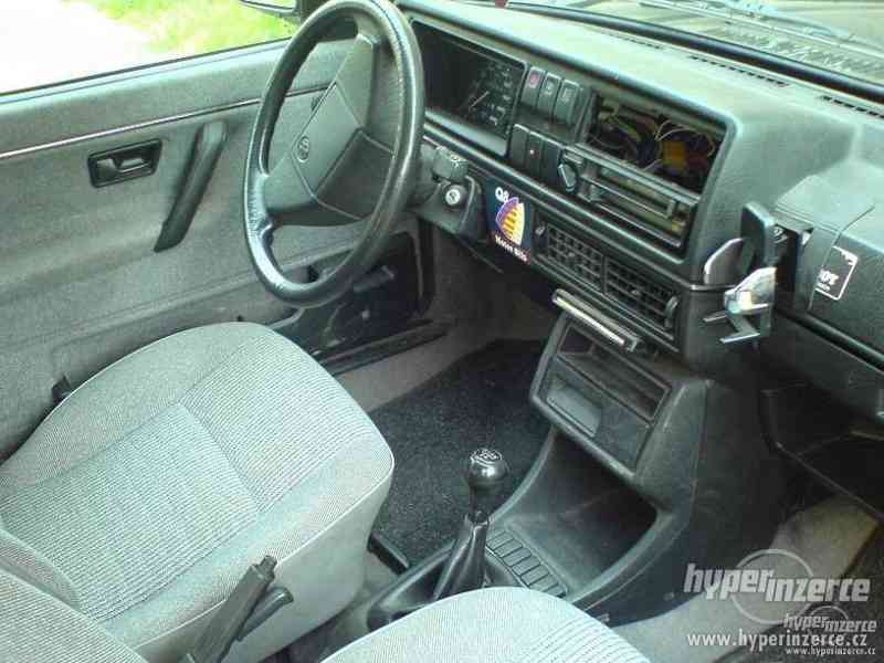VW Golf 2, 1,6i - foto 6