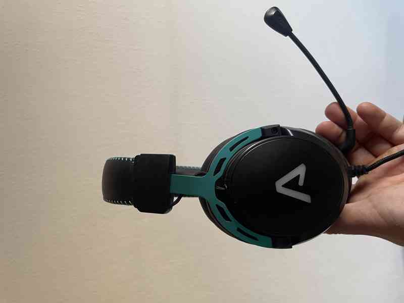 Herní sluchátka s mikrofonem – původní cena 600 Kč, nyní 400 - foto 4