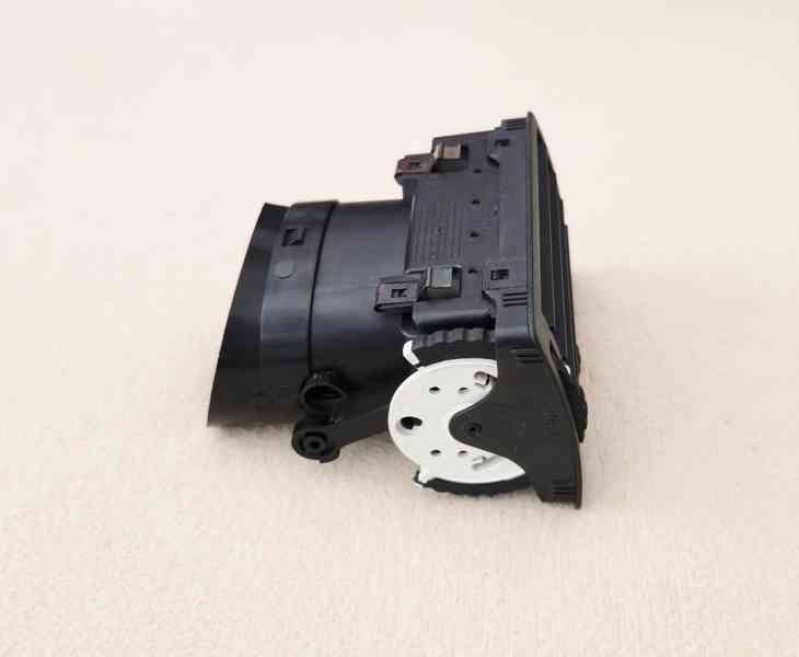 KRÁSNÝ pravý výdech topení Octavia 1 I 1U1819702 - foto 4