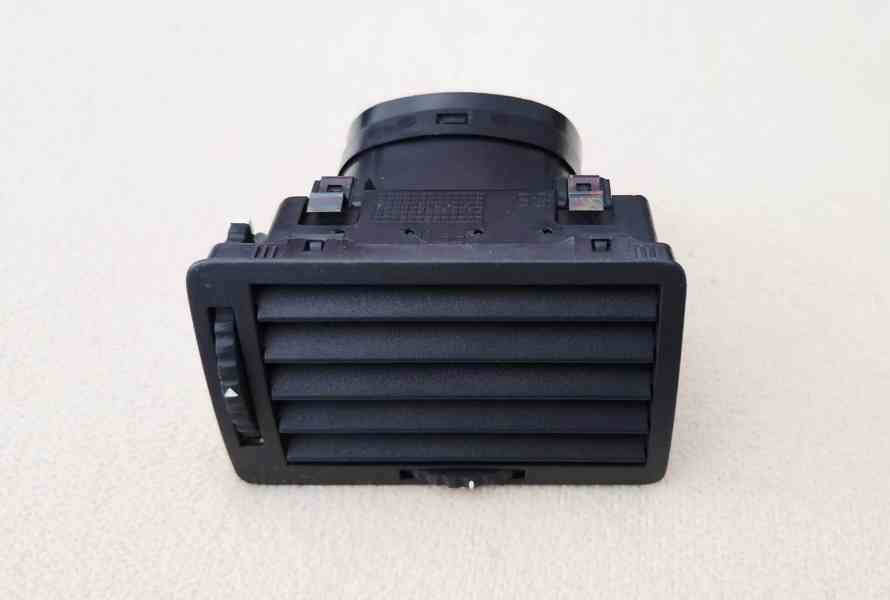 KRÁSNÝ pravý výdech topení Octavia 1 I 1U1819702 - foto 6