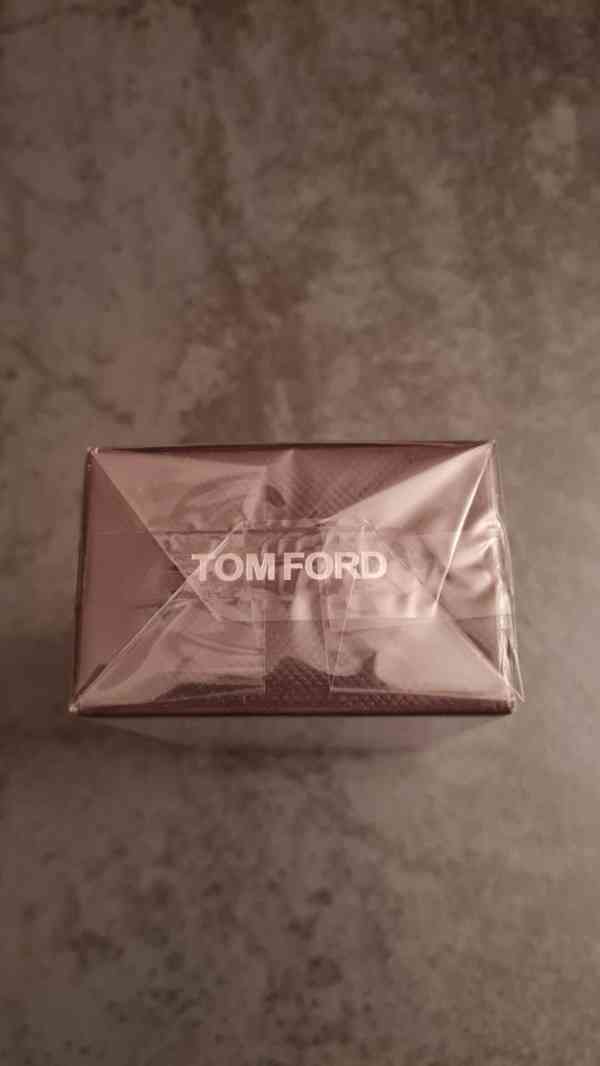 Parfém Tom Ford oud wood 100ml - foto 2