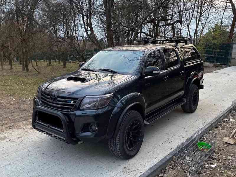 Toyota Hilux Life 2.5 D-4D 106kw - foto 11