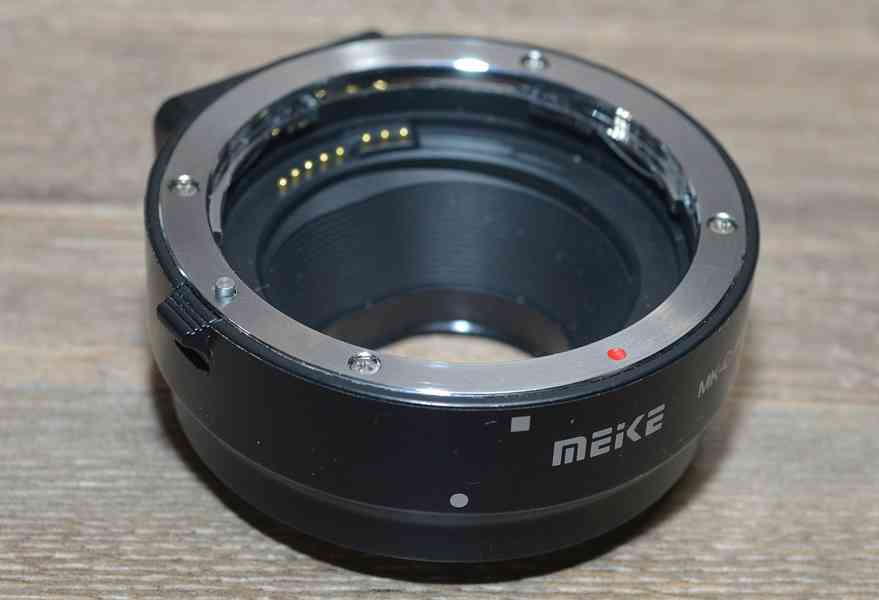 Meike MK-C-AF4 *Autofokus adaptér EF/EF-S na EOS-M - foto 3