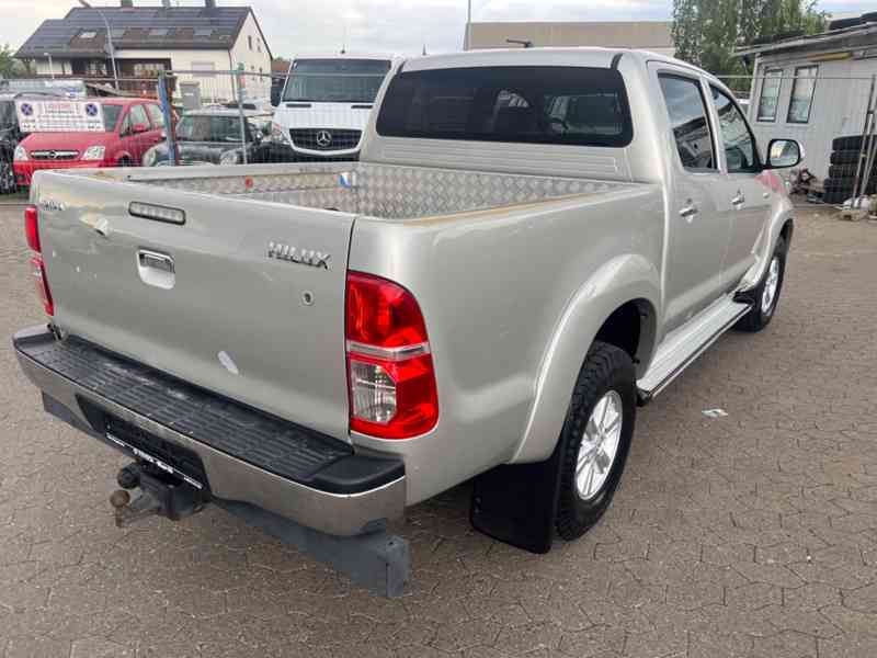 Toyota Hilux 3.0D4D Aut. 126kw - foto 6