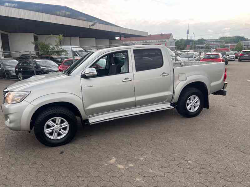Toyota Hilux 3.0D4D Aut. 126kw - foto 5