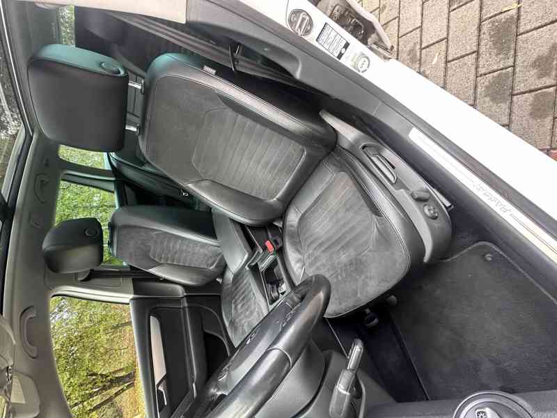 Volkswagen Passat - foto 14