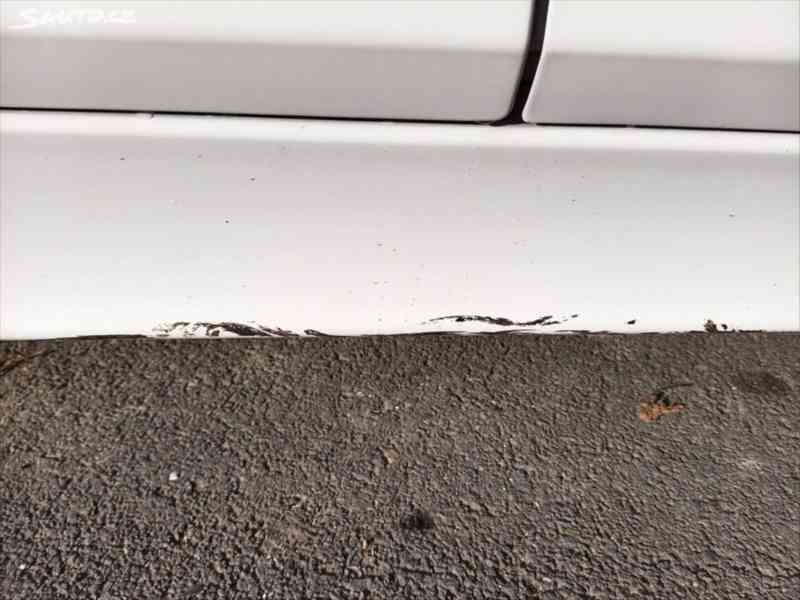 BMW Řada 3 320i, Touring, tažné - foto 9