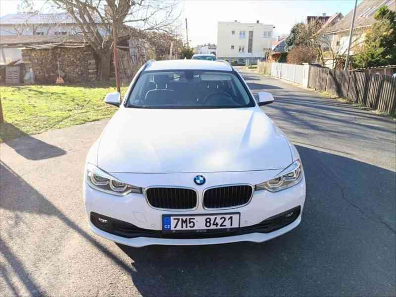 BMW Řada 3 320i, Touring, tažné - foto 2